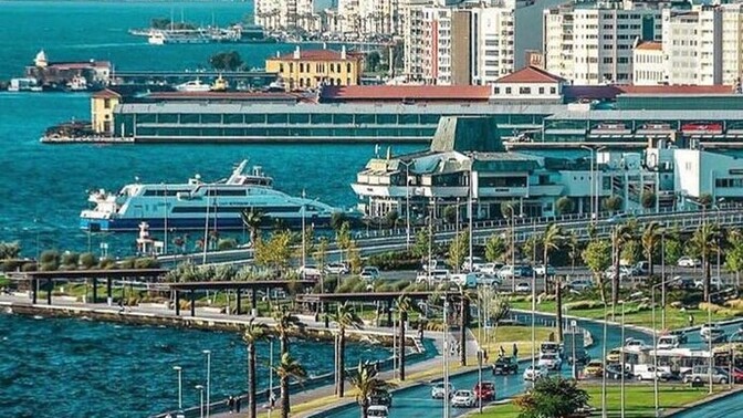 Doğduğunuz şehirde mi yaşıyorsunuz, yoksa başka bir şehirde mi ?