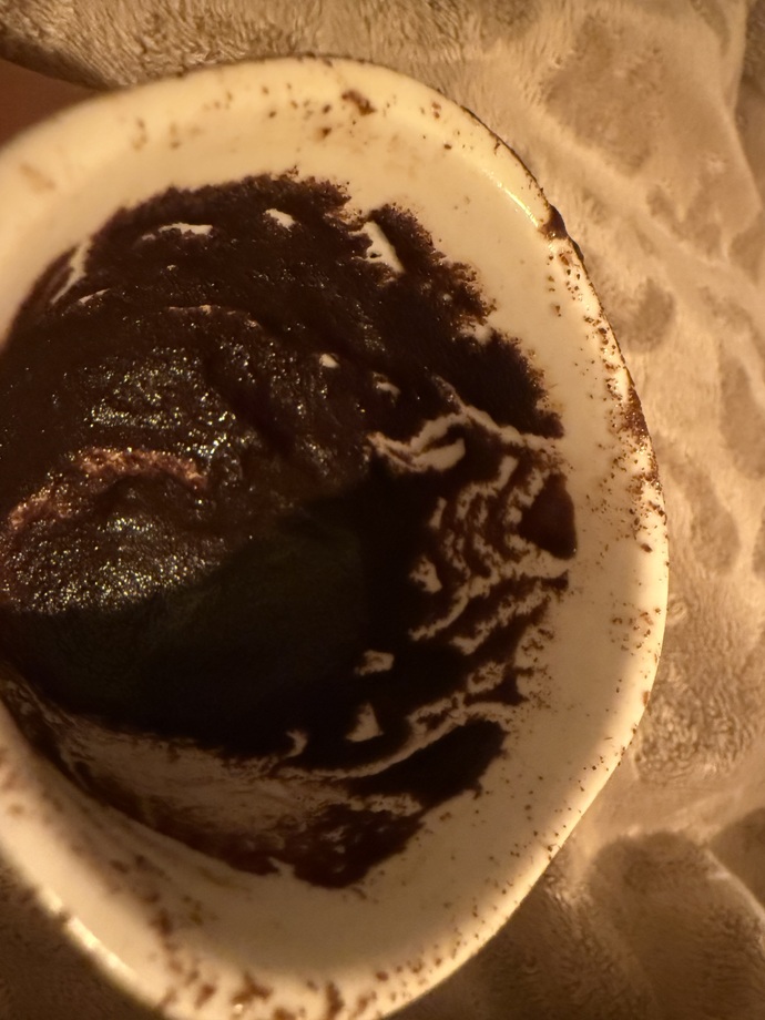 Aşk hayatımla ilgili kahve falıma bakar mısınız?