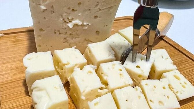 Kahvaltıda sınırsız peynir hakkın olsa hangisini seçerdin?