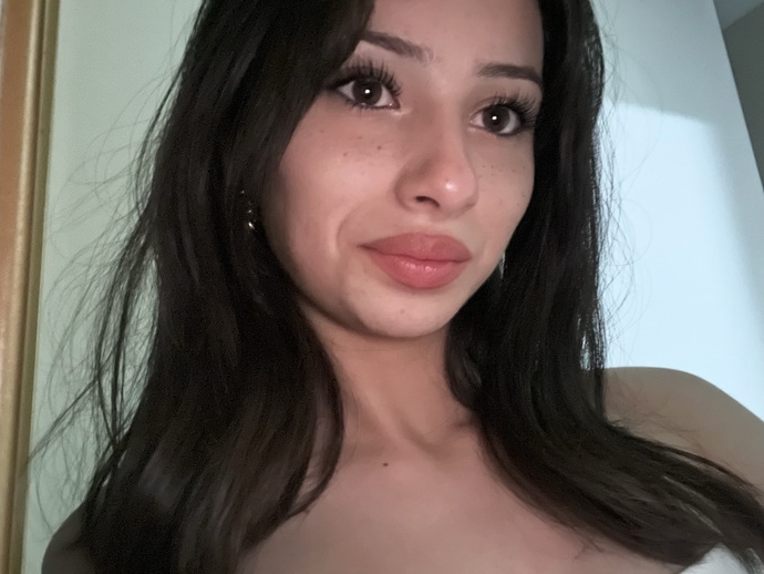 Sizce saçımı jet siyahı yapayım mı fotoğrafıma bakın nasıl olur?