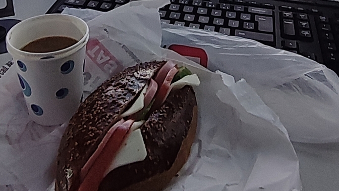 Pazar kahvaltısının olmazsa olmaz eşlikçisi sizce nedir?