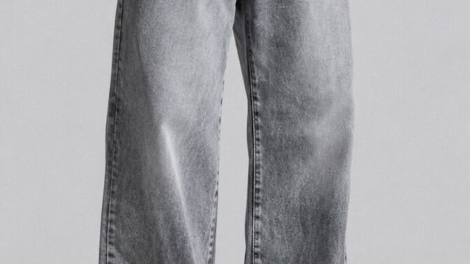 Herkes baggy jean giy diyor; slim ve normal giyen biri olarak geçmeli miyim?