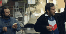 Sevgilinizin size yaptığı yemekten kıl çıksa ne tepki verirdiniz?