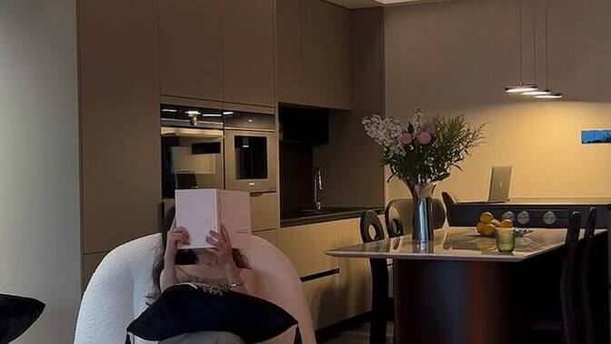 Bir evde ilk dikkatini çeken mobilya hangisidir?
