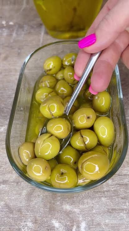 Kırma zeytin sever misin?