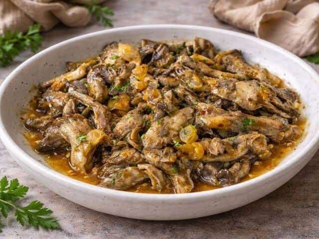 İstiridye mantarı kızartması mı yoksa yemeği mi daha lezzetli?
