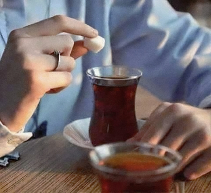 Çayı şekersiz içenler havanız kime 😉😄?
