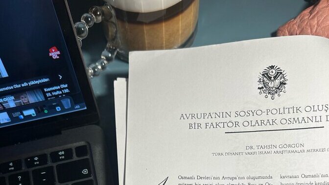 Şehirler bombalanırken gündeminiz neydi?