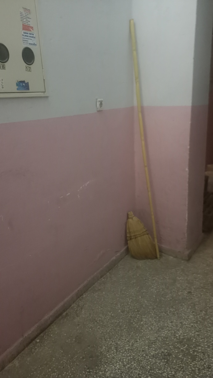 Uçan süpürgeniz olsa nereye uçardınız?