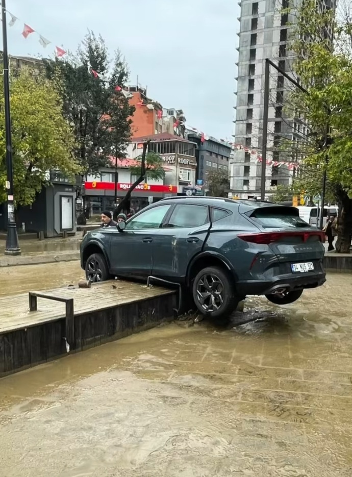 Sel felaketleri hakkında neler düşünüyorsunuz?
