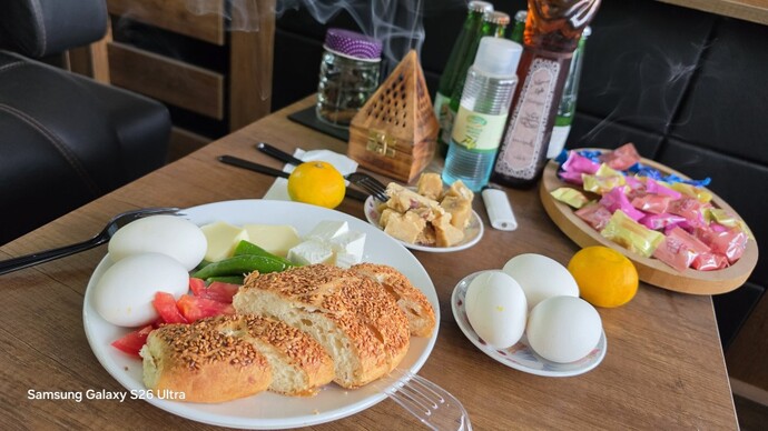 Bu sabahki esnaf kahvaltısında buradan (KS)den birisi ziyaretime geliyor onun için hazırladım nasıl görünüyor?