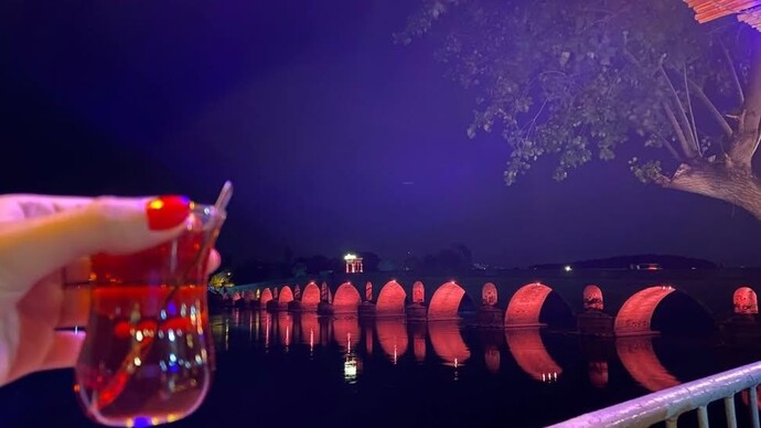 Çay mı kahve mi, sizce hangisi daha güzel?