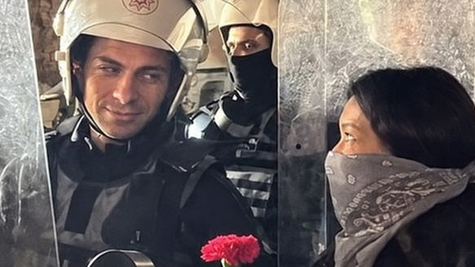 Siyasi görüş farklılığı aşka engel midir?