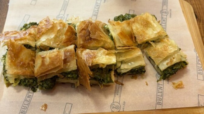 Ispanaklı börek sever misin?