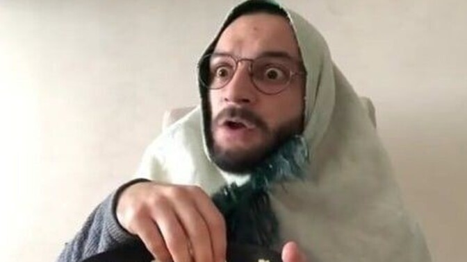 Erkek adama dedikodu yapmak yakışır mı?