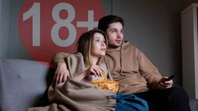Partnerinizle birlikte erotik bir film izlemek yatak odasındaki monotonluğu kırar mı?