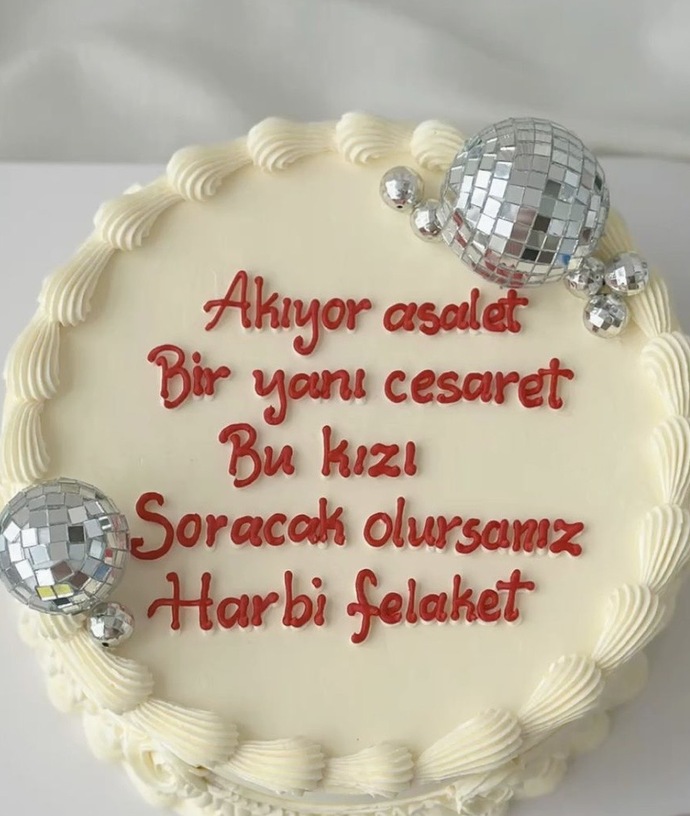Bugün Sizce kimin Doğum günü.🎂 🧚🏼‍♀️🥰🎁🎉📩📩? Benimmm🥰♎️?