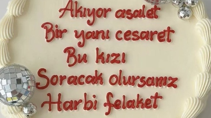 Bugün Sizce kimin Doğum günü.🎂 🧚🏼‍♀️🥰🎁🎉📩📩? Benimmm🥰♎️?
