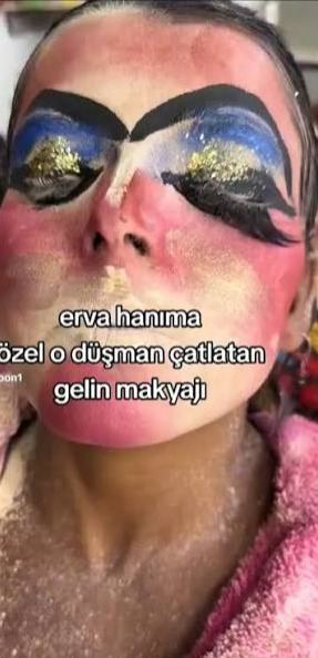 Göz makyajı insanı gerçekten çok değiştirir mi?