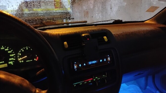 Bu saatte işe gitmeseydim, şimdi yanında olsaydım seninle ne yapıyor olurdum?