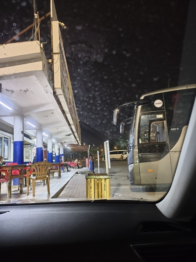 Gece kimler uyumuyor ve bana kim eşlik etmek ister?