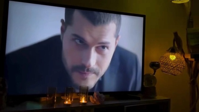 Televizyon izlerken ortamın aydınlık mı yoksa karanlık mı olmasını seversiniz?