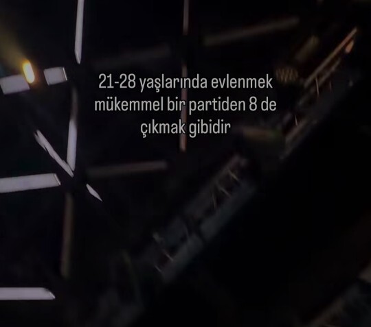 21-28 yaş arası evlilik heveslerin yarım kalması mıdır?