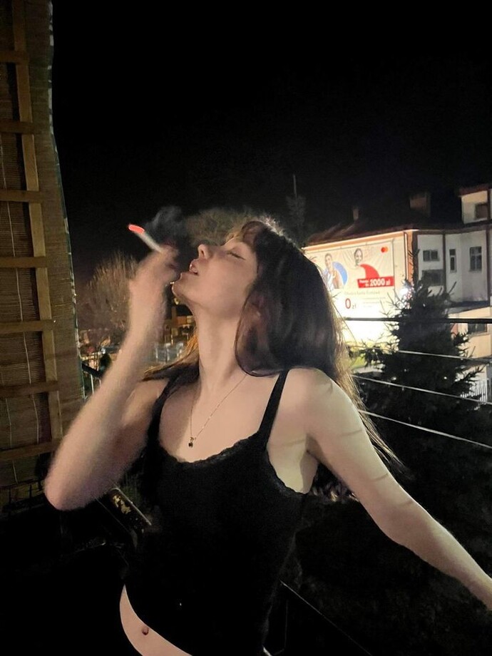 Bu kız için canımı veririm abarttım mı?