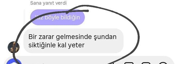 Sevgilimle arkadaşıyla mesajları yüzünden ayrıldım haklı mıyım?