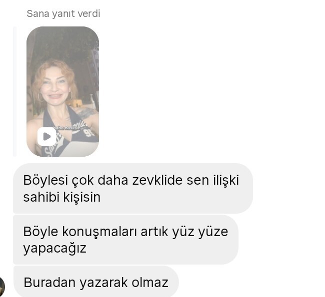 Sevgilimle arkadaşıyla mesajları yüzünden ayrıldım haklı mıyım?
