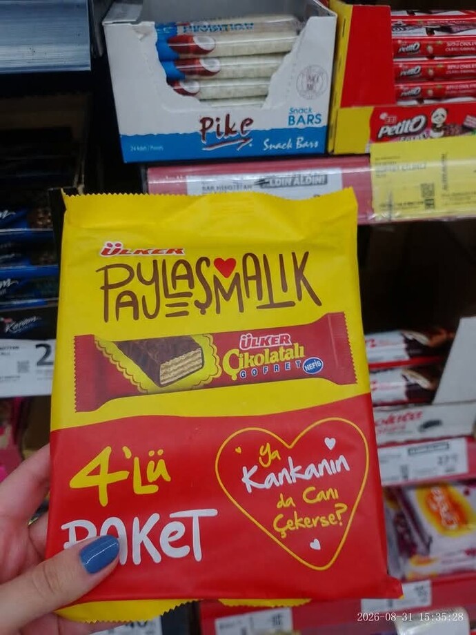En sevdiğiniz abur cubur hangisi, çikolata mı yoksa tatlı mı?