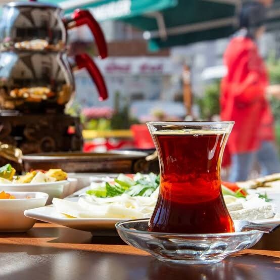 Kahvaltıda çay olmazsa olmaz mıdır?