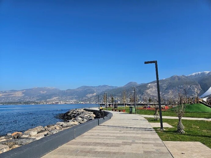 Kilometrelerce yol gitmeye değecek bir yeriniz var mı?