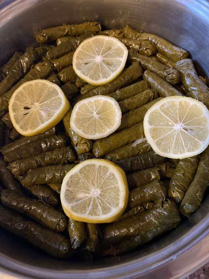 Kocama sarma sarsam yer mi?