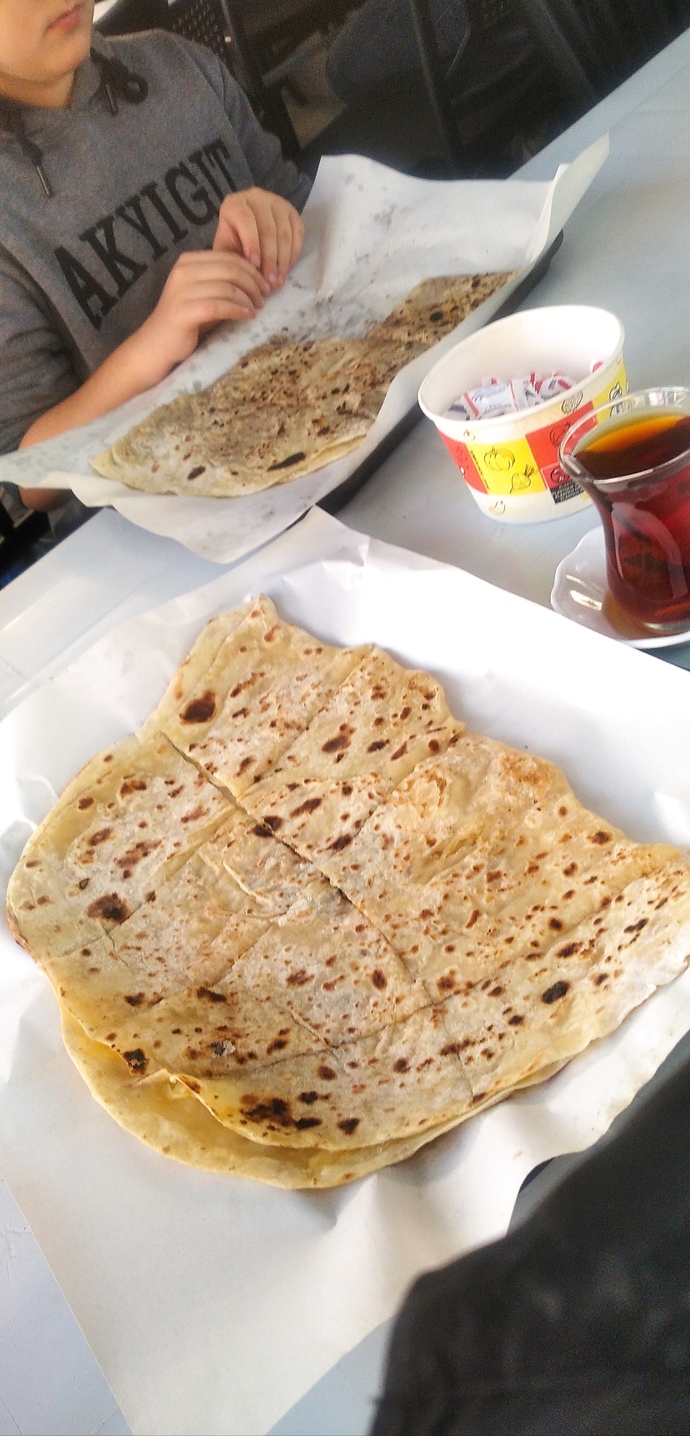 Patatesli gözlemeye 150 TL verdim sizce fiyatı uygun mu?