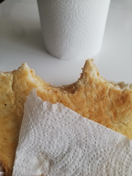 Siz hiç tost yerken kağıdı ısırdınız mı?