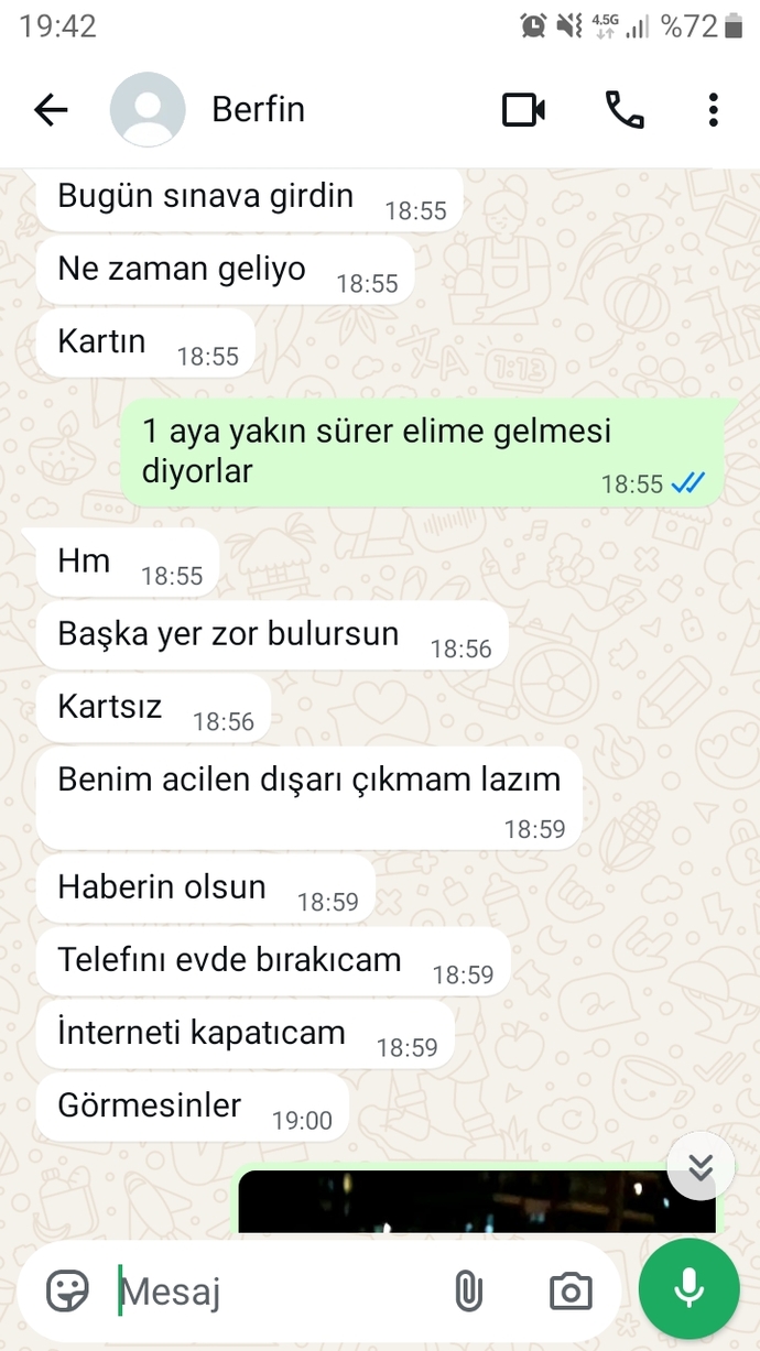 Sizce beni mi kekliyor?