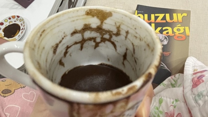 Kızlar, bir konuda fikrinizi alabilir miyim?