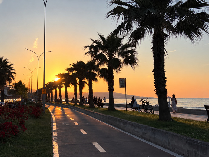 Pazar sabahı erkenden güne başlamak mı, öğlene kadar uyumak mı?