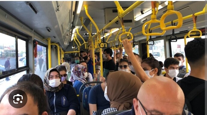 Aşkla bindiğiniz otobüste sizi en çok ne sinirlendirir?
