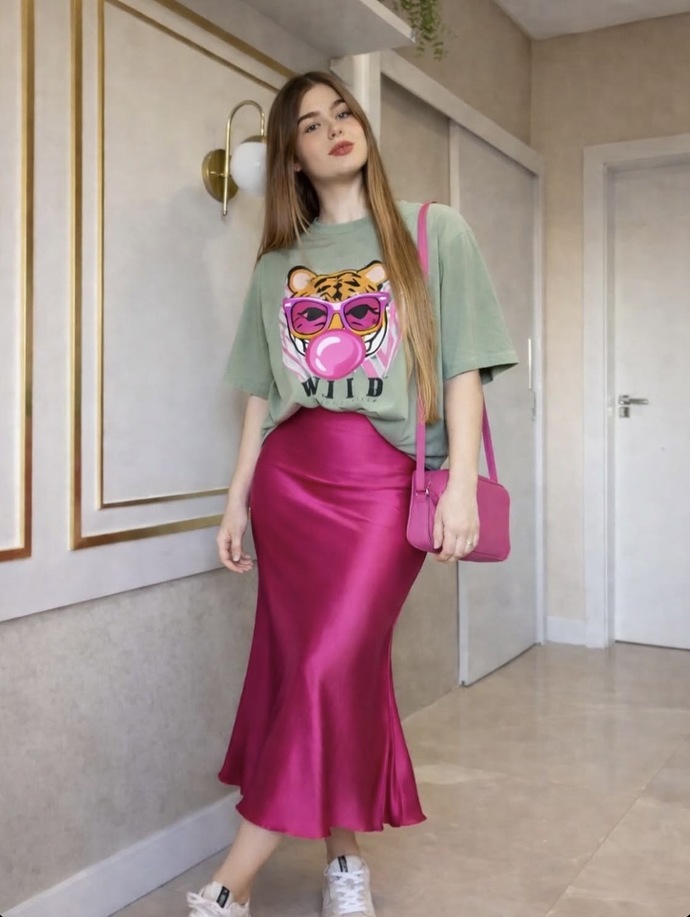 Kışın saten etek giyilir mi?