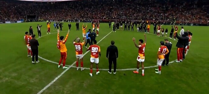 Derbi de sinirler gerildi! Sizce Kerem mi haklıydı yoksa Salai mi?