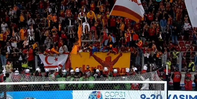 Derbi de sinirler gerildi! Sizce Kerem mi haklıydı yoksa Salai mi?