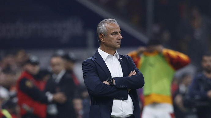 Fenerbahçede İsmail Kartal ile yollar ayrıldı! Sizce doğru karar mı?