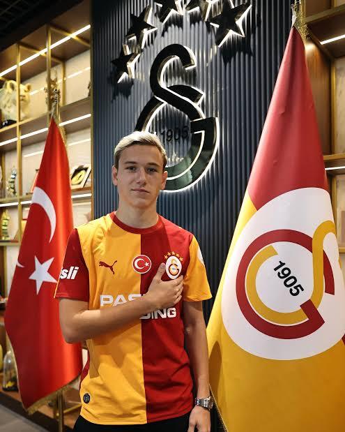 Gel gel sarışınım gel dediğiniz oldumu?