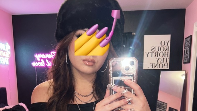 Yeni tarzım nasıl olmuş, eskimo şapkası mı bu 🤣?