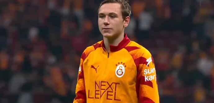 Hangi takımın futbolcuları size daha yakışıklı geliyor?