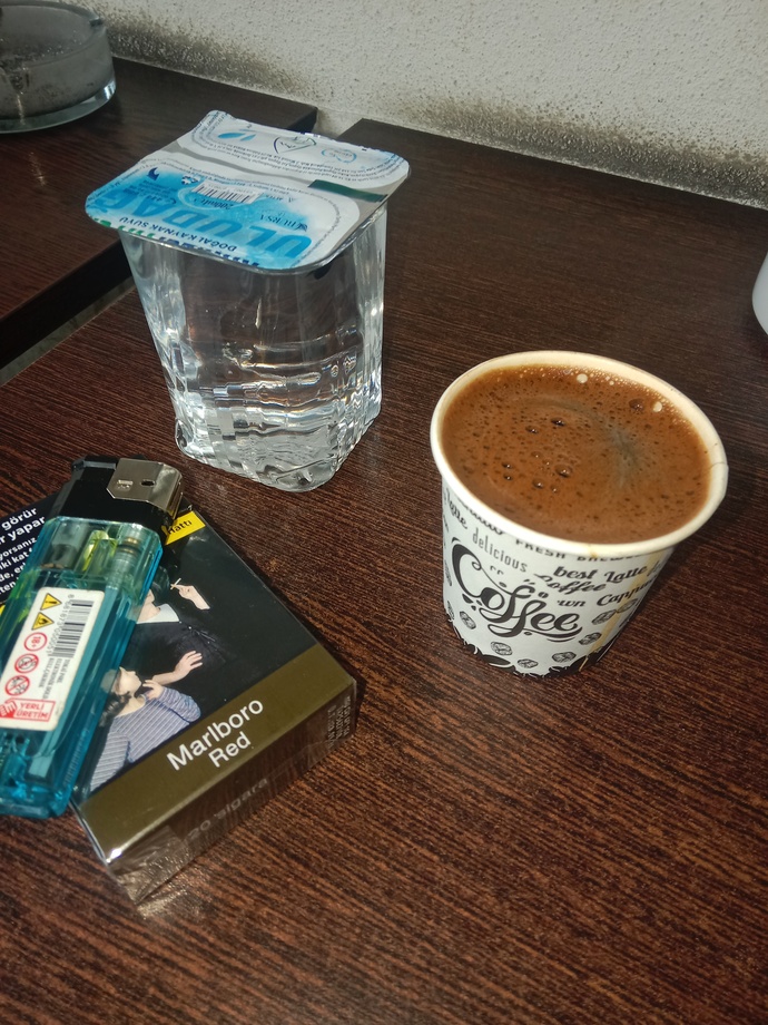 Canın kahve çekince erteler misin, yoksa hemen kahve içmek mi gerekir?