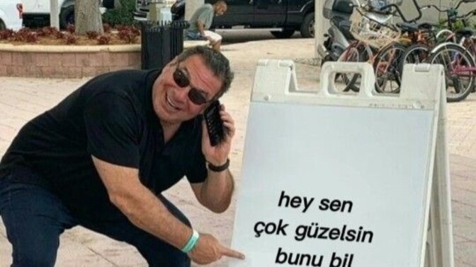 Sevgilinizin giyimi ona yakışmamış olsa bile "çok güzel/yakışıklı olmuşsun" dediğiniz oldu mu?