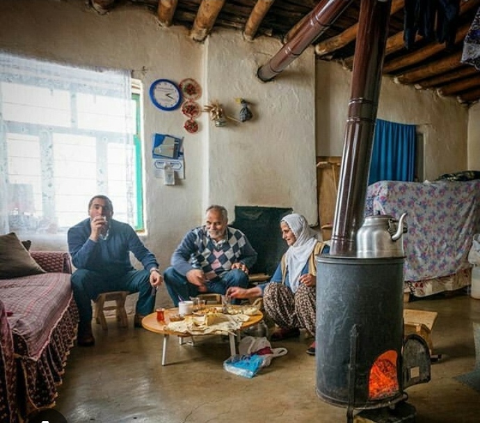 Büyüklerinizle sohbet edip eski günleri nostaljik anılarla anmayı sever misiniz?